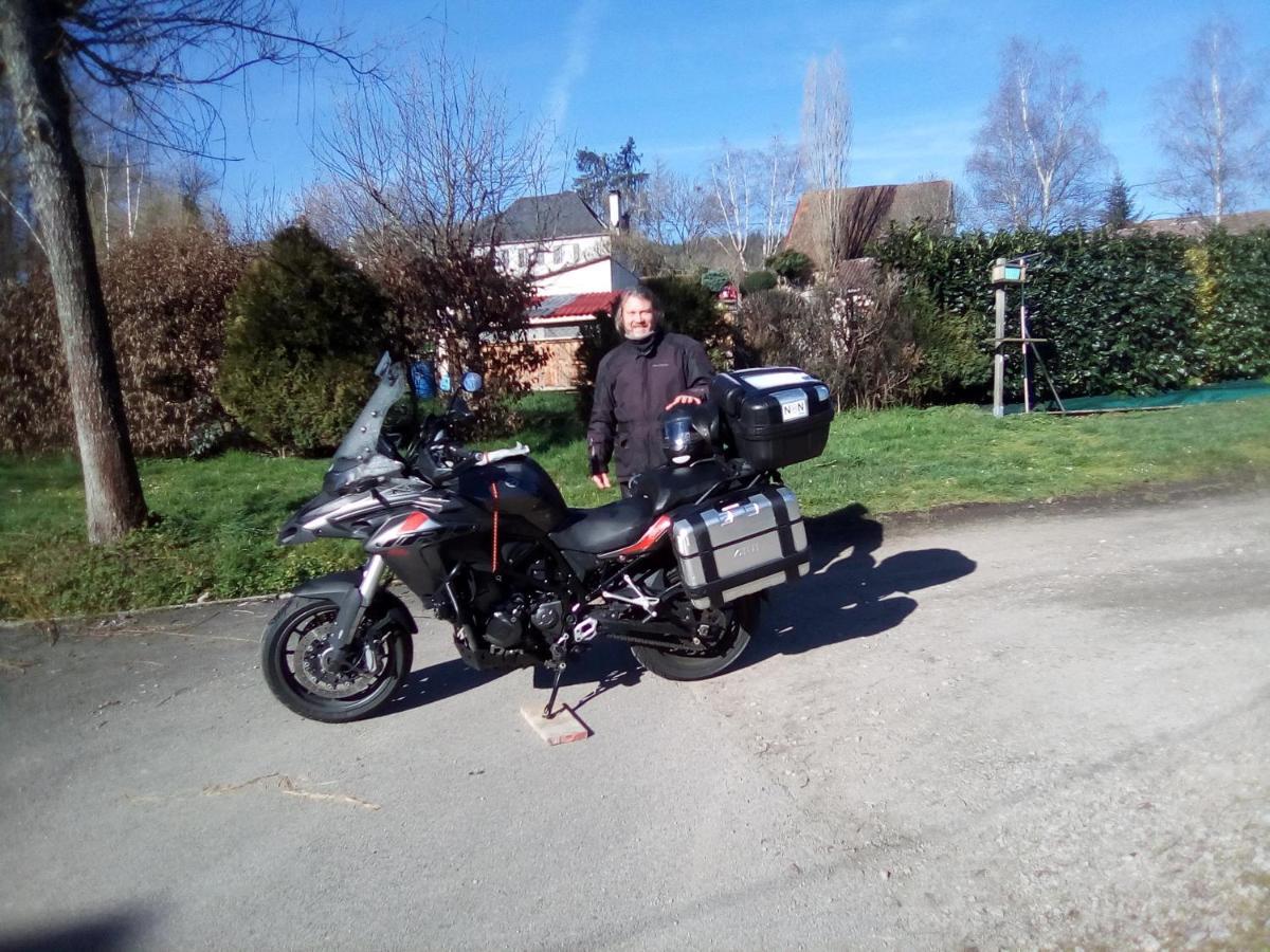 Largnac Le Relais Des Capucines Bed & Breakfast エクステリア 写真