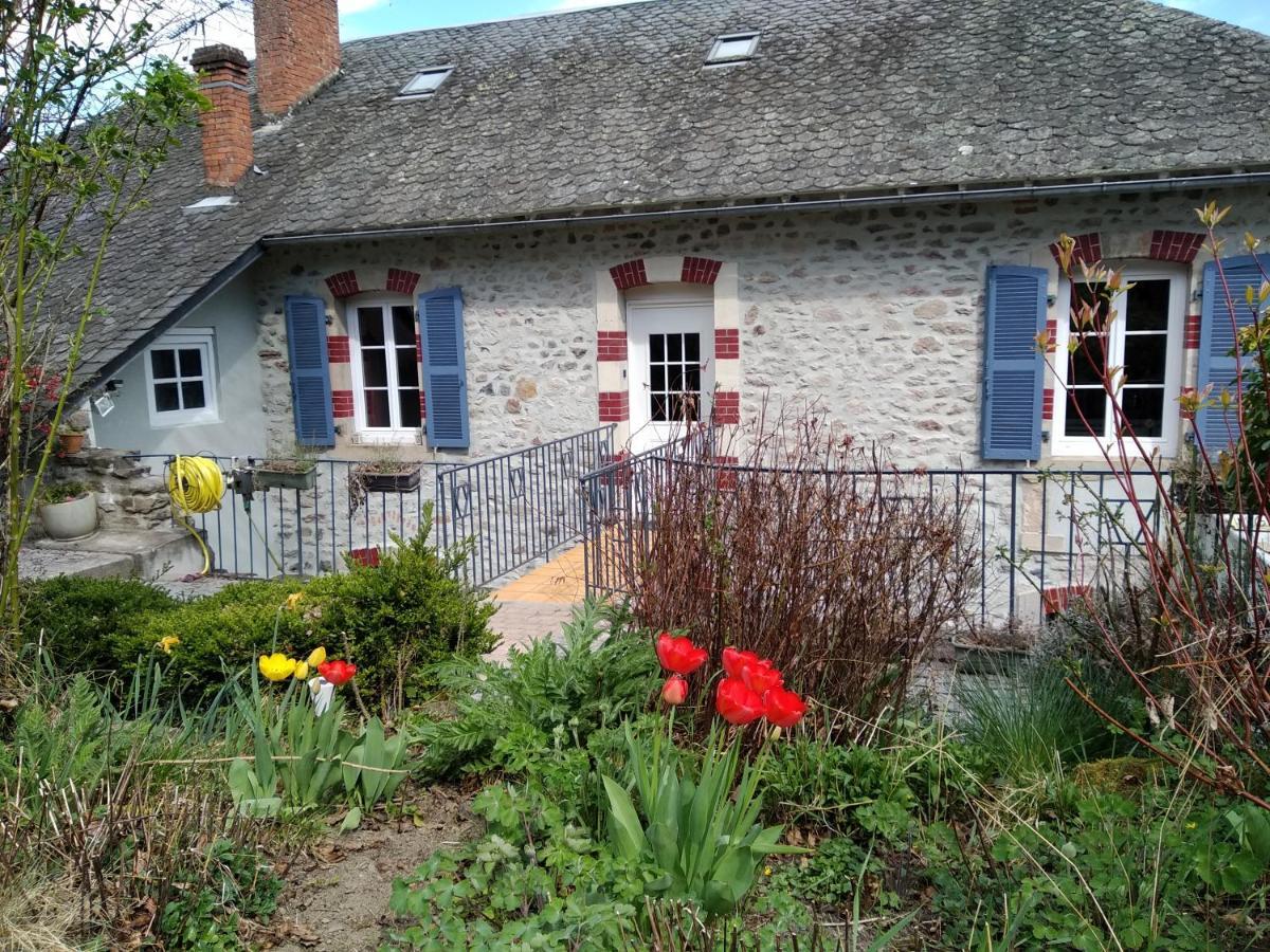 Largnac Le Relais Des Capucines Bed & Breakfast エクステリア 写真