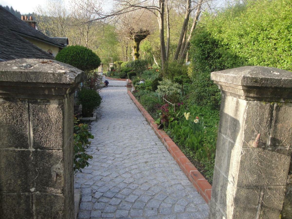 Largnac Le Relais Des Capucines Bed & Breakfast エクステリア 写真