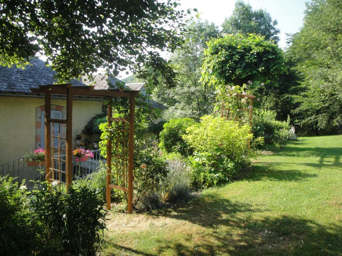 Largnac Le Relais Des Capucines Bed & Breakfast エクステリア 写真