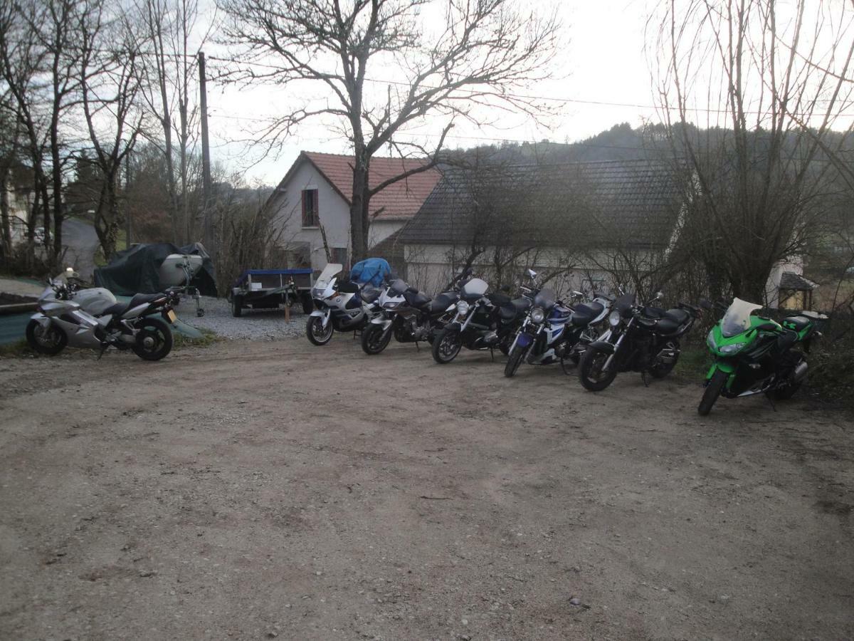 Largnac Le Relais Des Capucines Bed & Breakfast エクステリア 写真