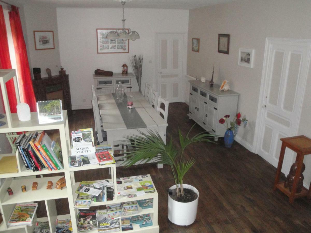 Largnac Le Relais Des Capucines Bed & Breakfast エクステリア 写真