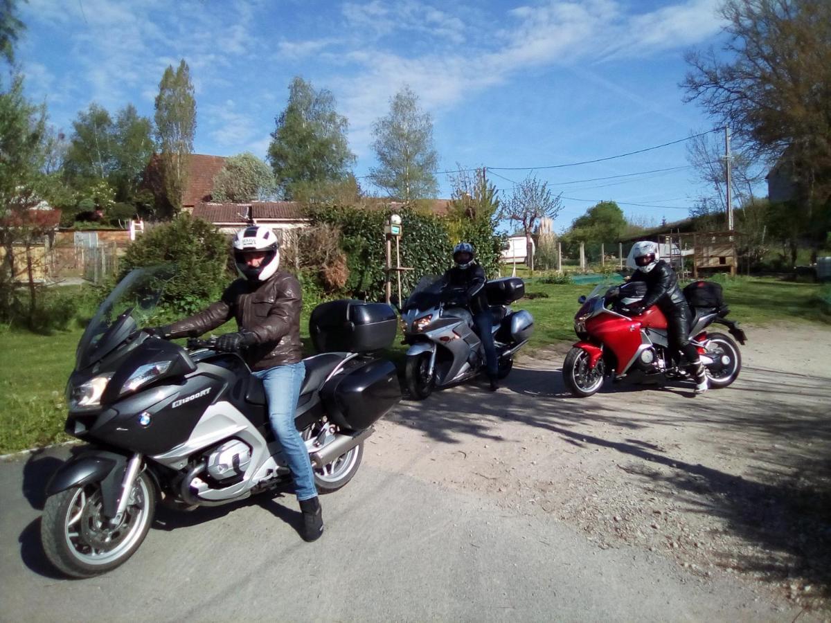 Largnac Le Relais Des Capucines Bed & Breakfast エクステリア 写真